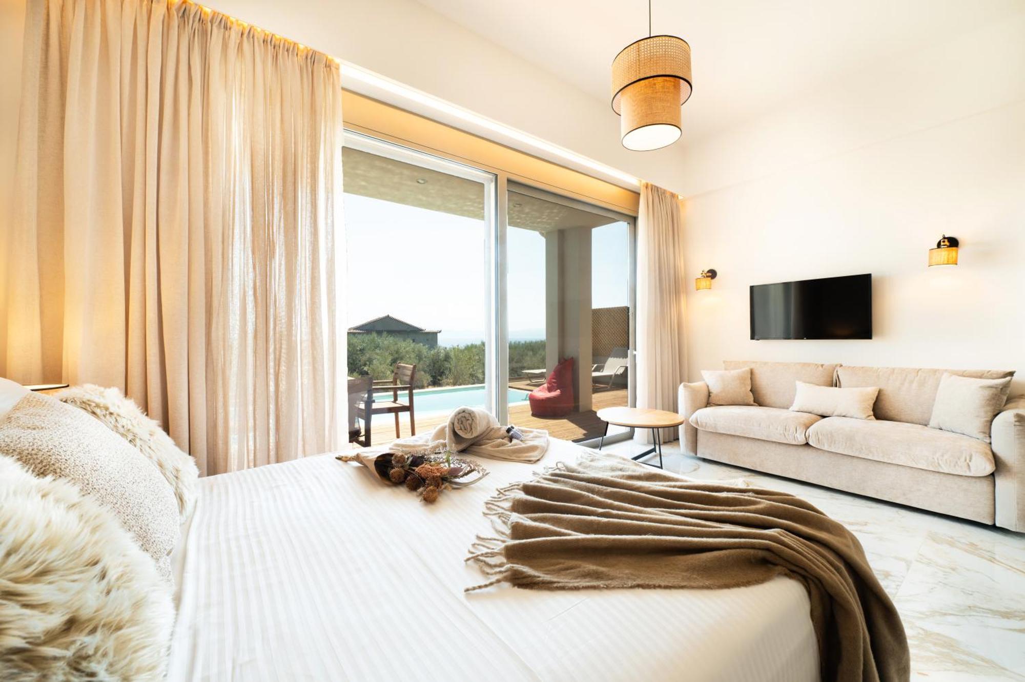 Petradi Suites Каламата Екстер'єр фото