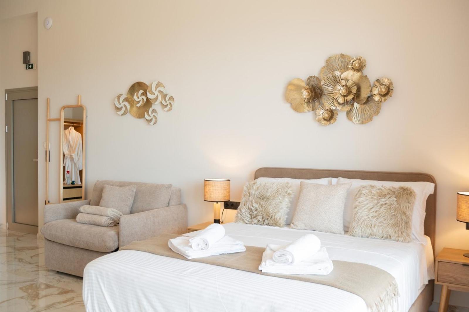 Petradi Suites Каламата Екстер'єр фото