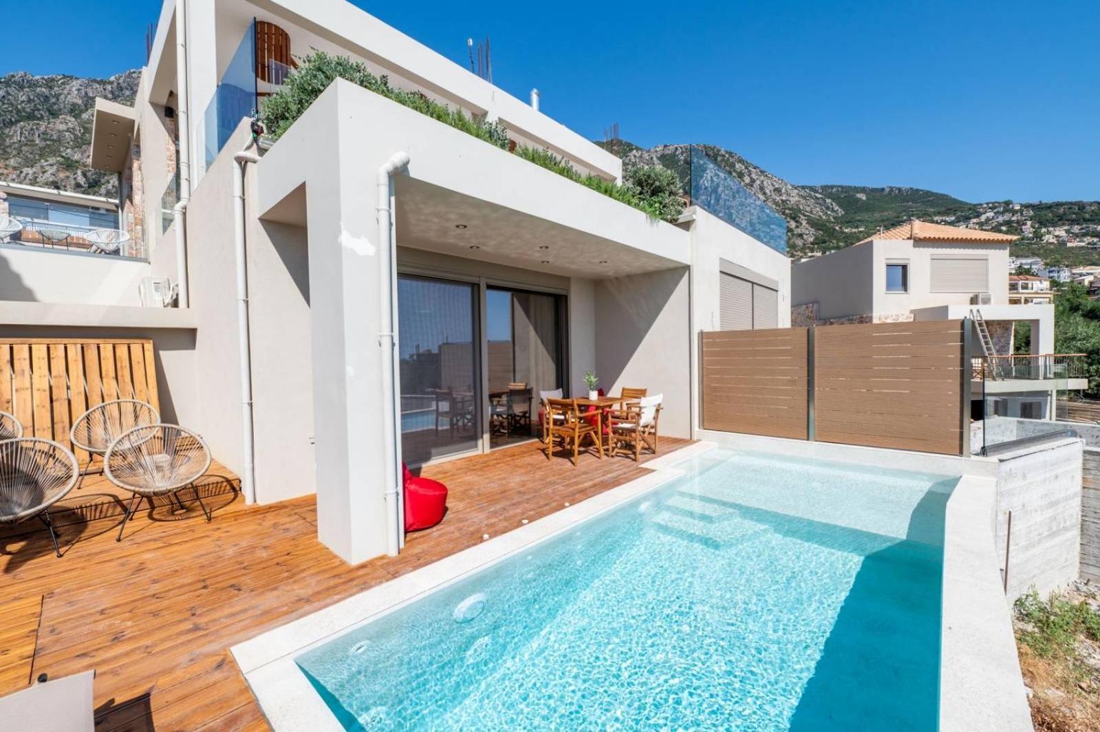 Petradi Suites Каламата Екстер'єр фото