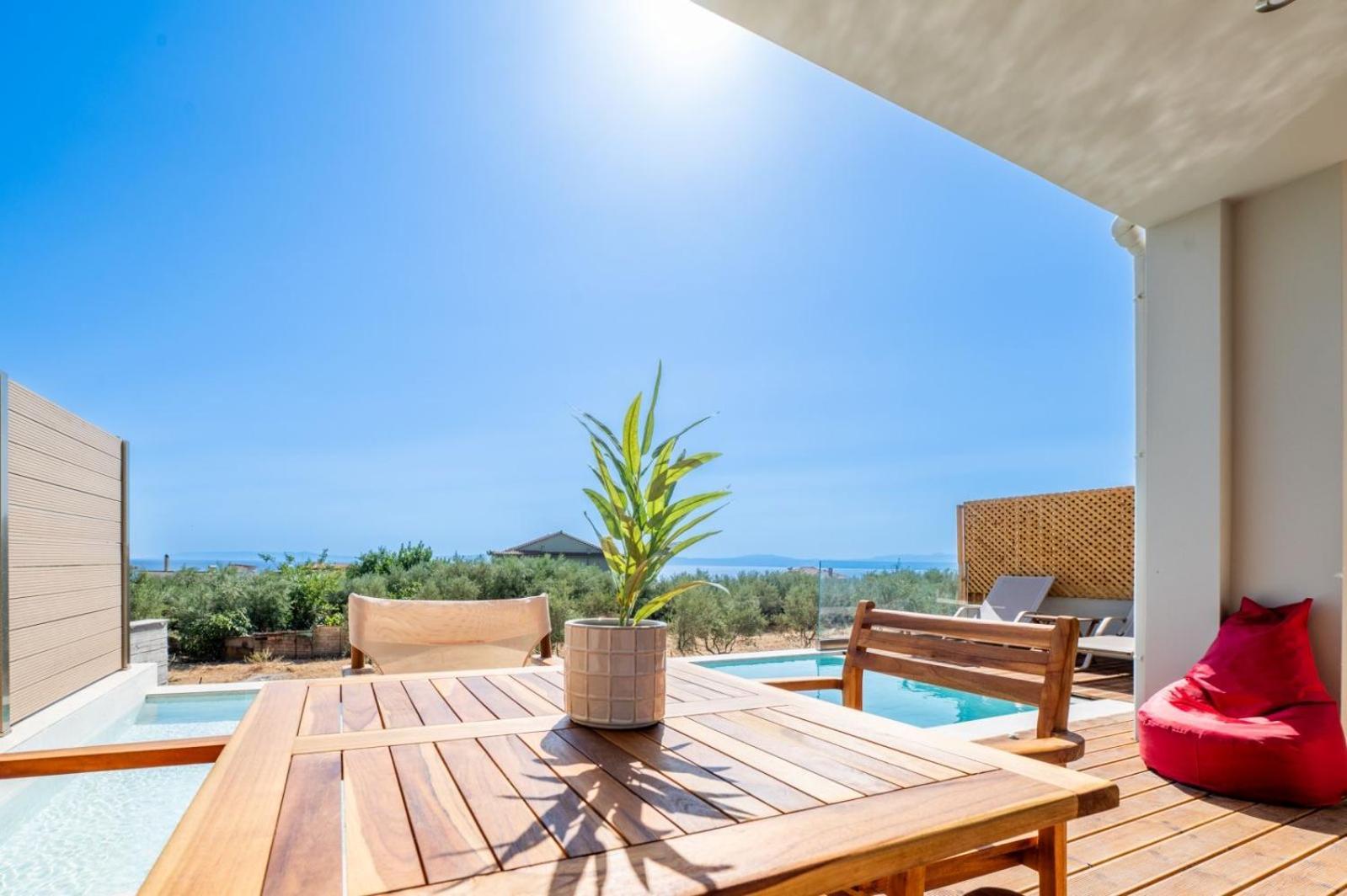 Petradi Suites Каламата Екстер'єр фото