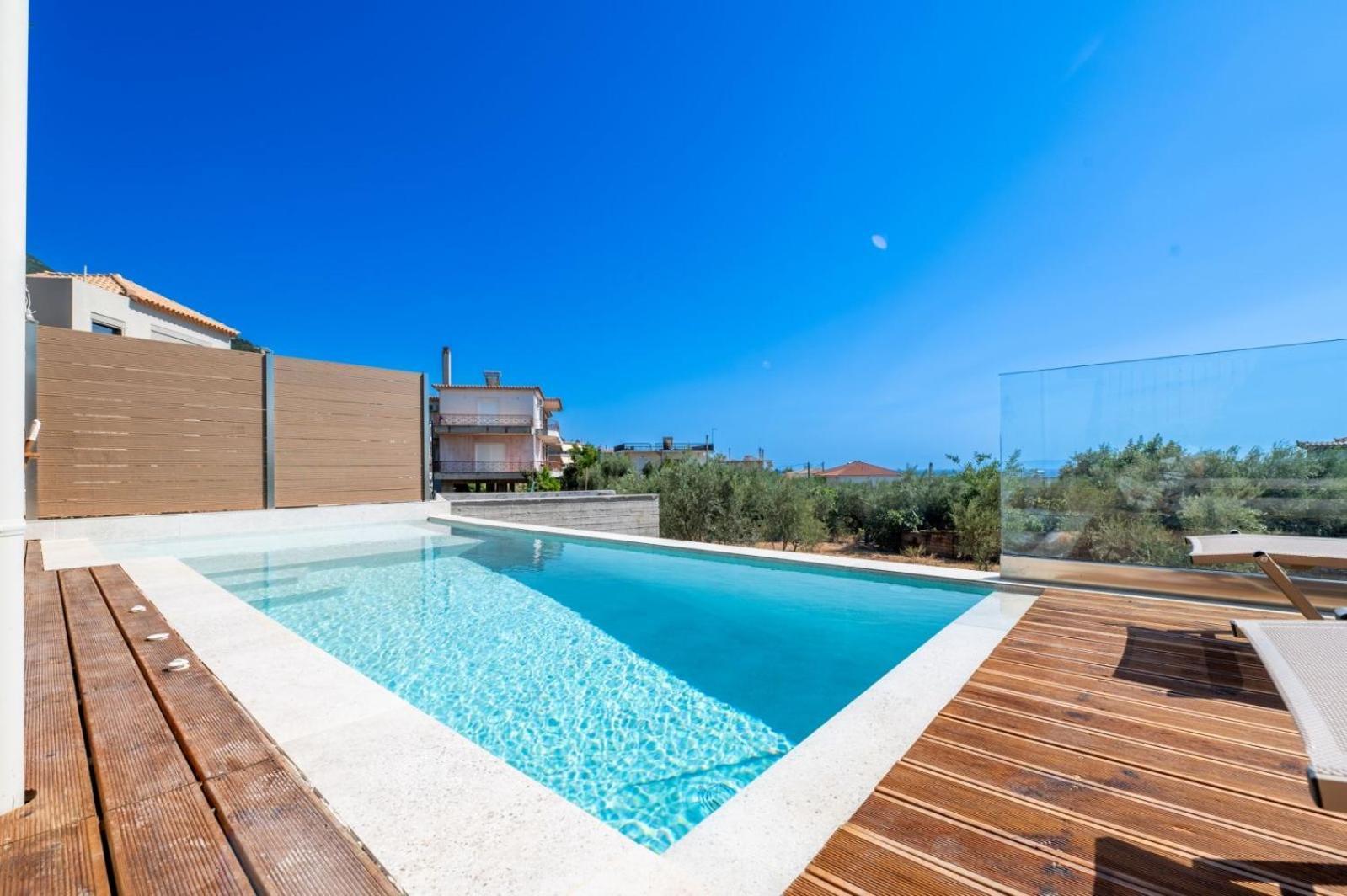 Petradi Suites Каламата Екстер'єр фото
