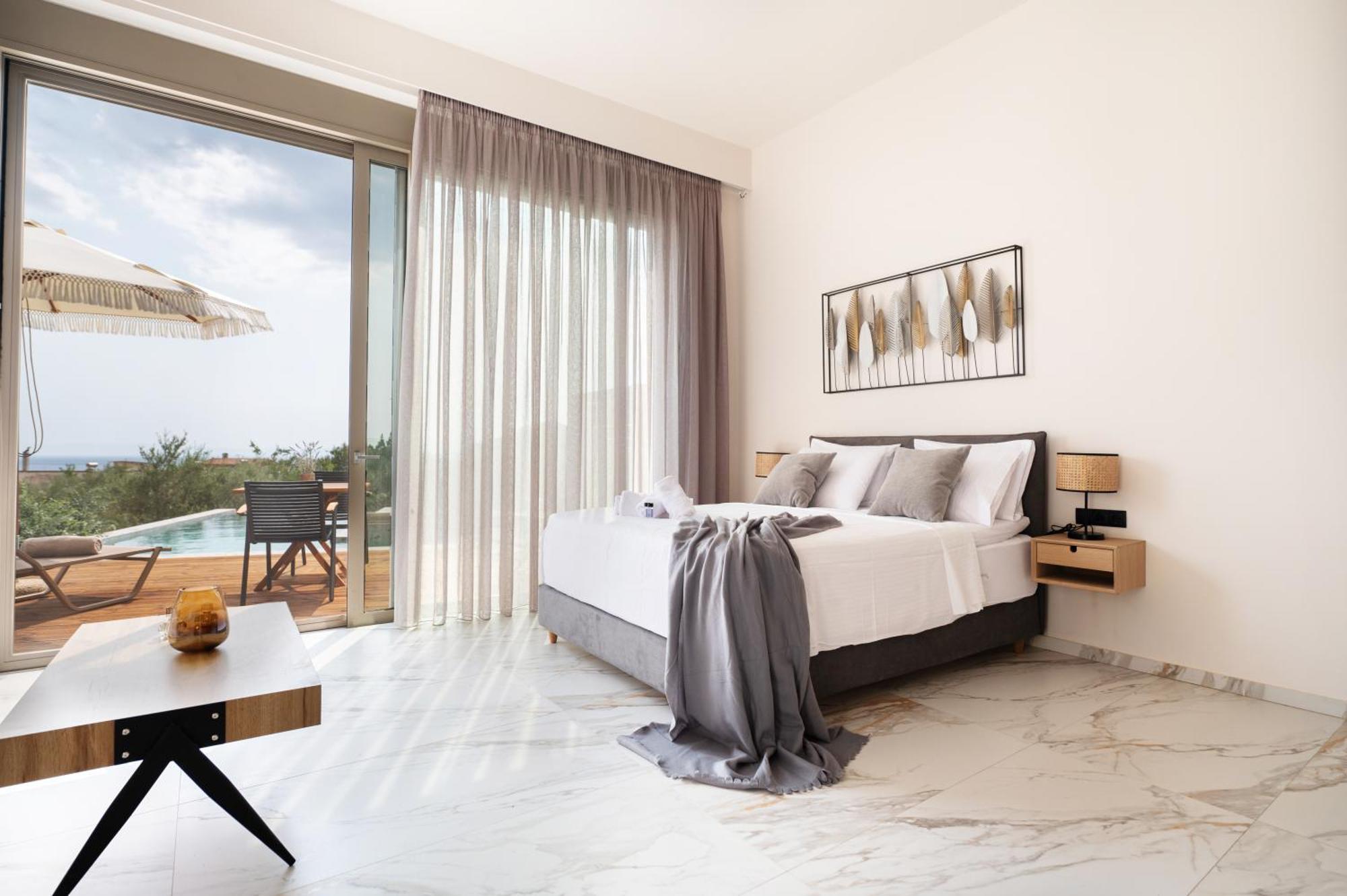 Petradi Suites Каламата Екстер'єр фото