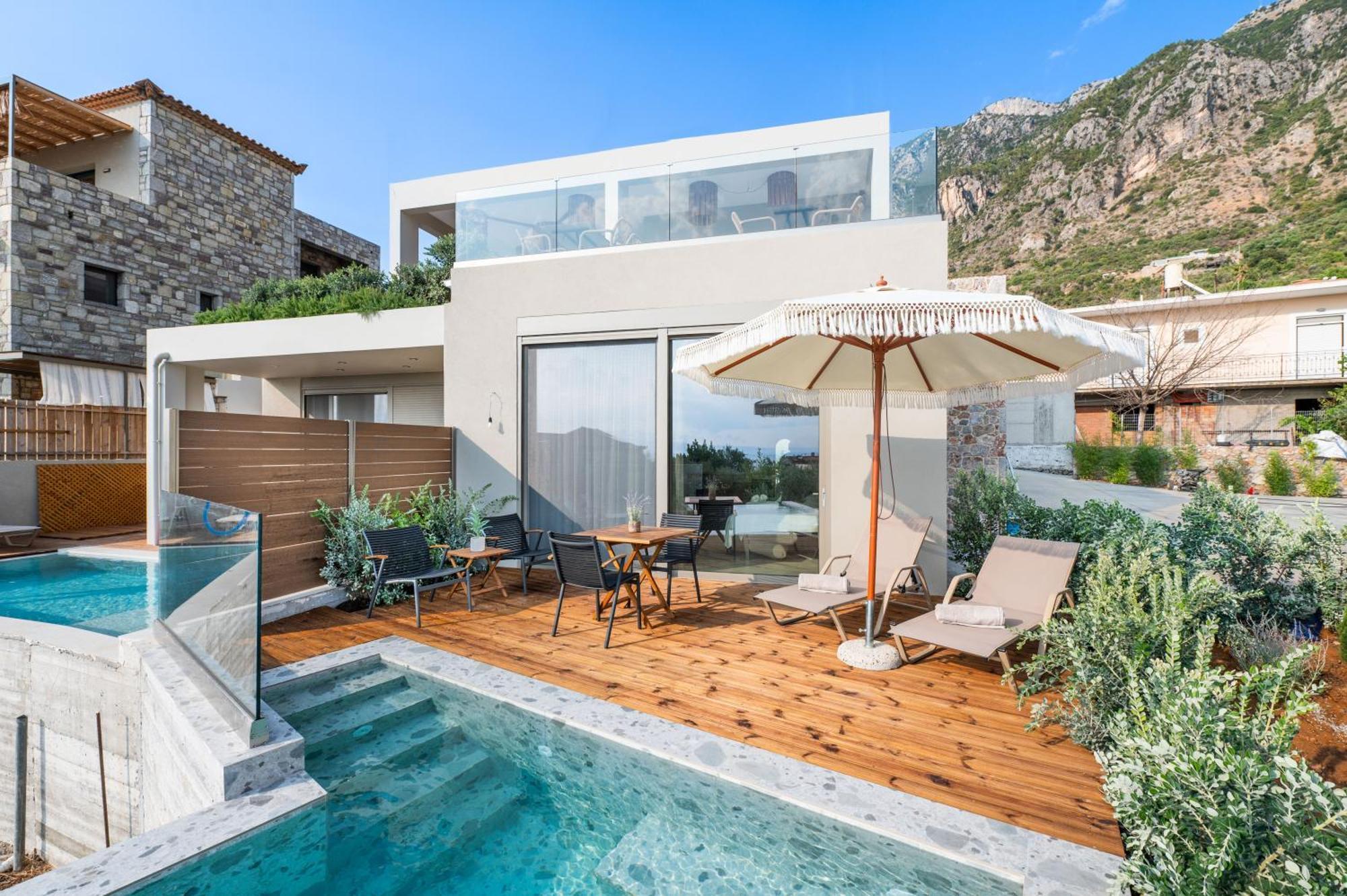 Petradi Suites Каламата Екстер'єр фото